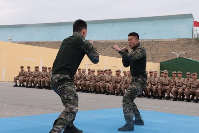 新兵訓練，塑造軍事精英的必經之路，新兵訓練，軍事精英成長的必經之路